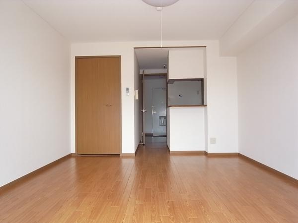 居室・リビング　内装