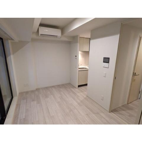 居室・リビング　室内