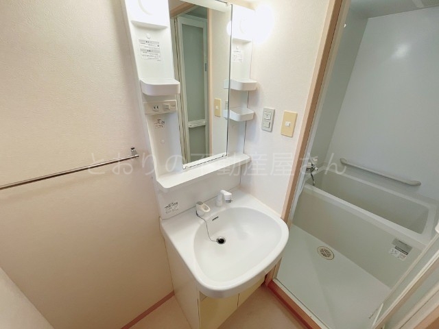 洗面設備　独立洗面台