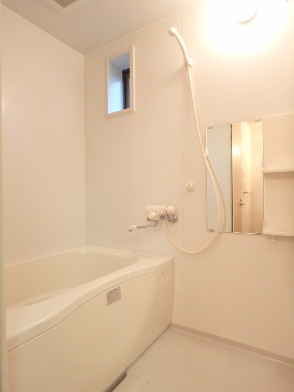 バス・シャワールーム　図面と現状に相違がある場合には現状を優先