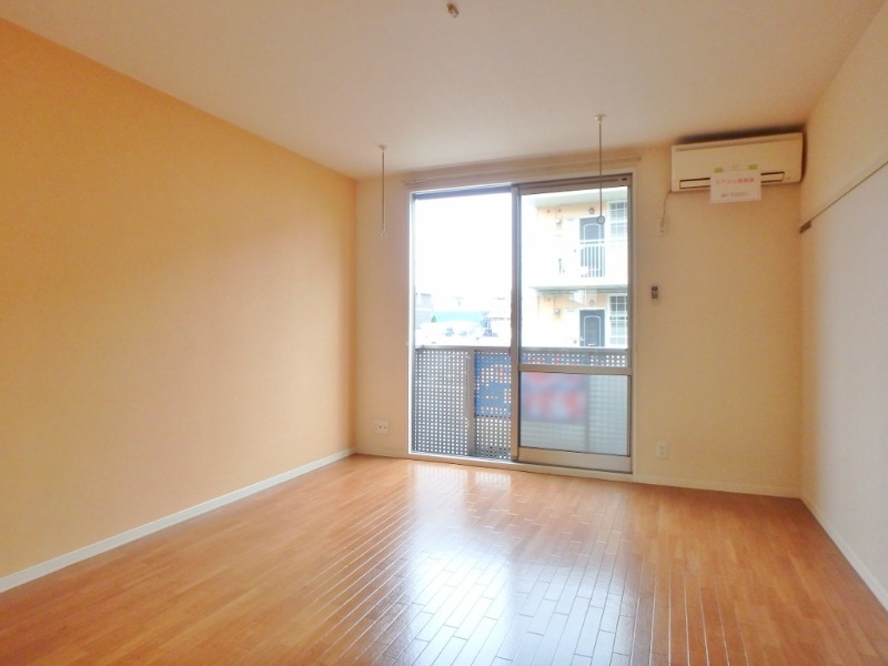 居室・リビング　図面と現状に相違がある場合には現状を優先