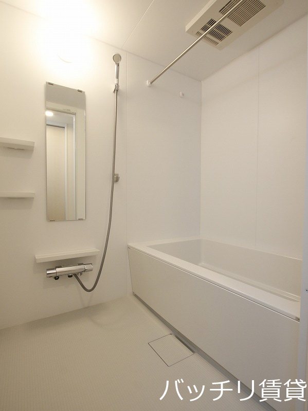 バス・シャワールーム　同シリーズの別号室の画像。現況優先