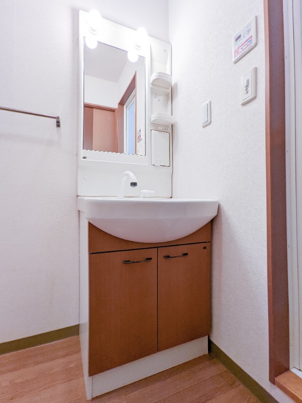 洗面設備　図面と現状に相違がある場合には現状を優先