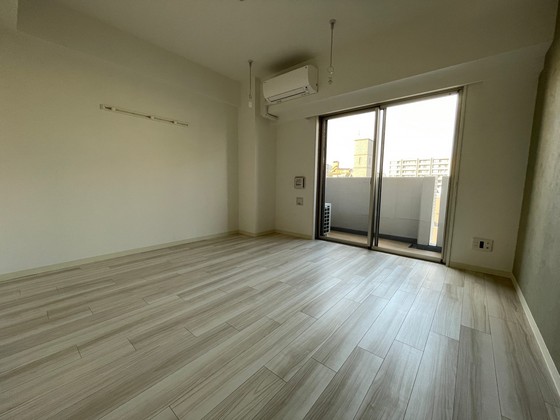 居室・リビング　※別部屋の写真です