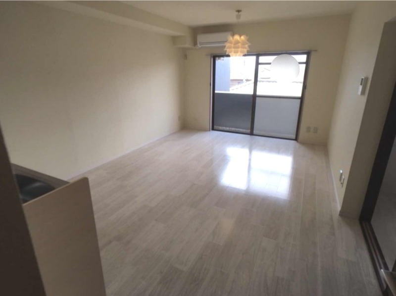 居室・リビング　図面と現状に相違がある場合には現状を優先