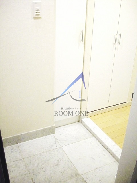 玄関　玄関です。