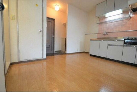 居室・リビング　【参考】同間取・別号室です