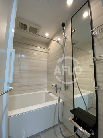 バス・シャワールーム　ファーストフィオーレ東梅田　浴室