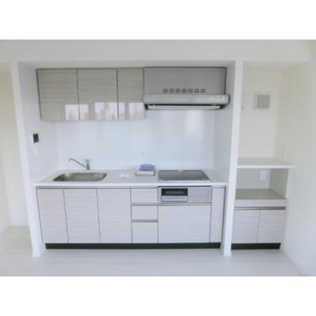 キッチン　※写真は同タイプ住戸です。