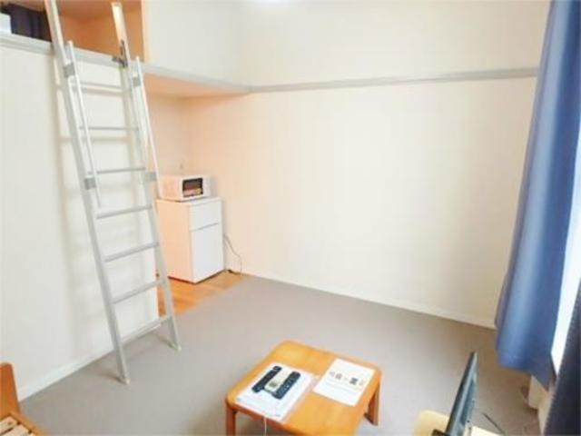 居室・リビング　明るいお部屋です