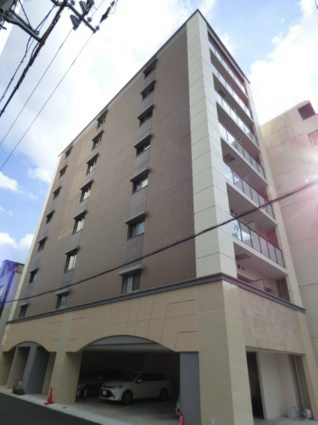 建物外観　鉄筋コンクリート造りです