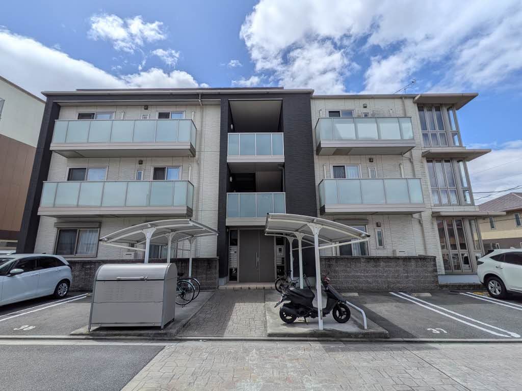 建物外観　Ｂ棟