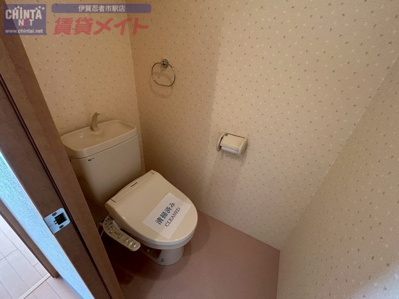 トイレ　同型参考写真