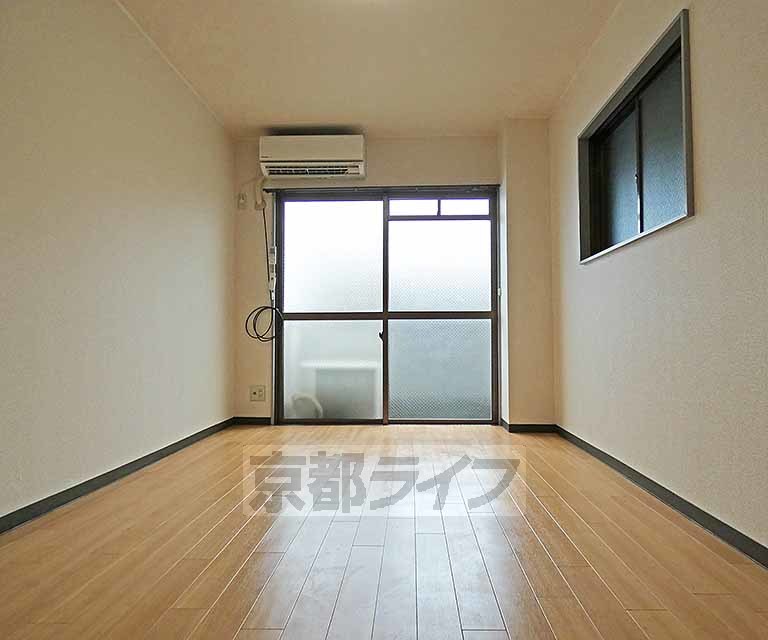 居室・リビング　居室です