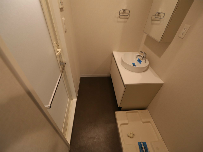 洗面設備　脱衣所　独立洗面台　室内洗濯機置き場