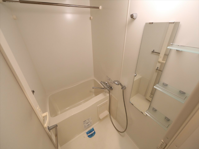 バス・シャワールーム　バスルーム　浴室暖房乾燥機付