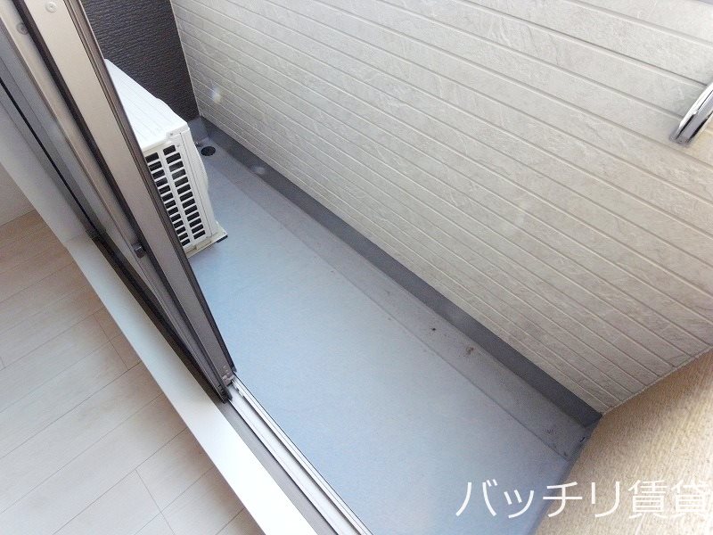 バルコニー　同シリーズの別号室の画像。現況を優先します。
