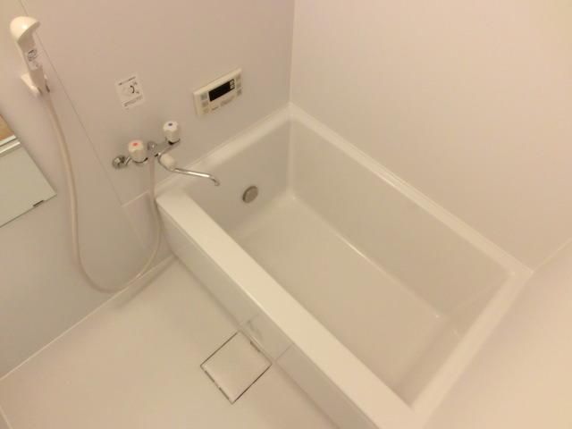 バス・シャワールーム　※同建物別室　設備施工例です　現況優先