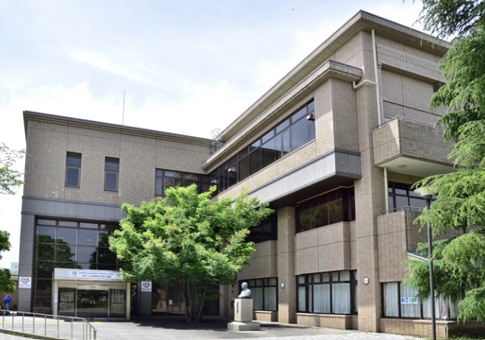 図書館　江東区立砂町図書館（図書館）まで981m