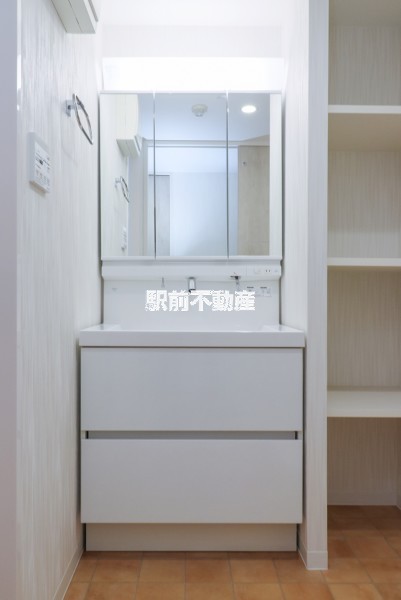 洗面設備　※同マンション別部屋