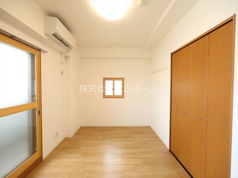 その他部屋・スペース　洋室8.1帖　クローゼット付（収納充実してます）エアコン付き