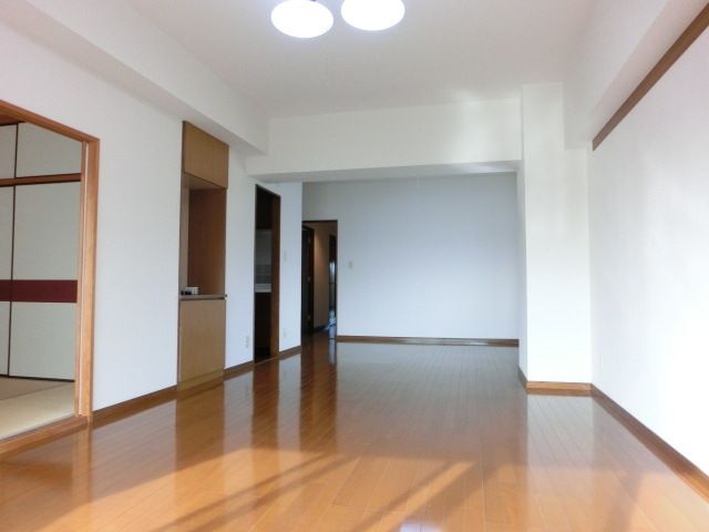 居室・リビング　広々としたＬＤＫ