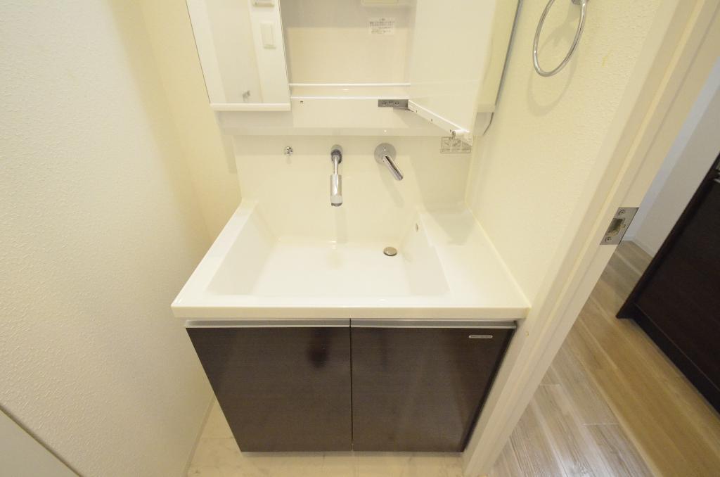 洗面設備　洗髪洗面化粧台