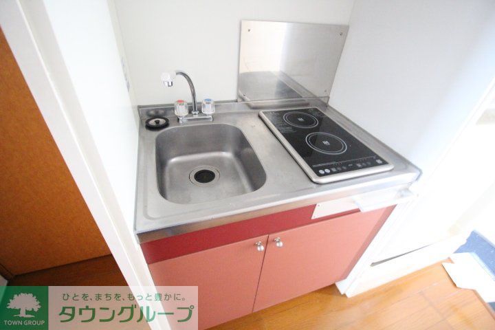 キッチン　同タイプの間取り撮影につき実際の物件とは異なる場合があります