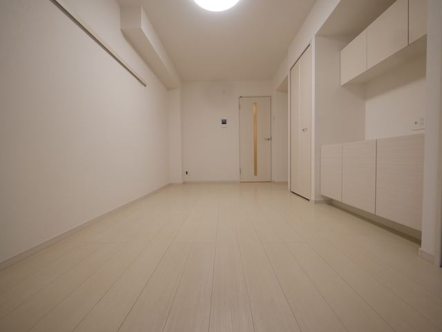 居室・リビング　★フローリングの綺麗なリビングルームですね★