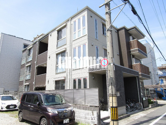 建物外観　南東から見た外観です。