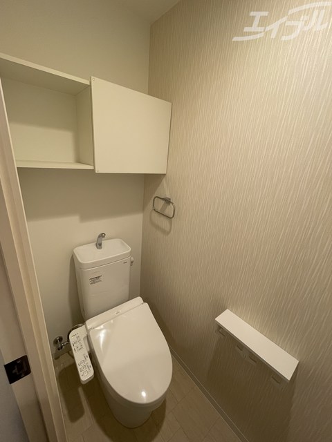 トイレ　ウォシュレット付いてます！