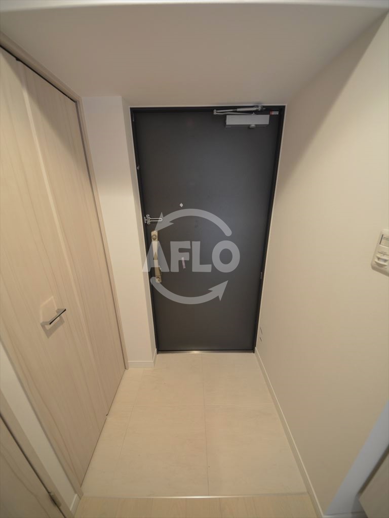 玄関　S-RESIDENCE緑橋駅前　玄関