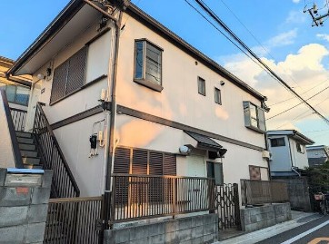 建物外観　落ち着いた雰囲気。