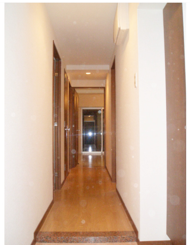 玄関　【3LDK角部屋陽当り良好物件☆】