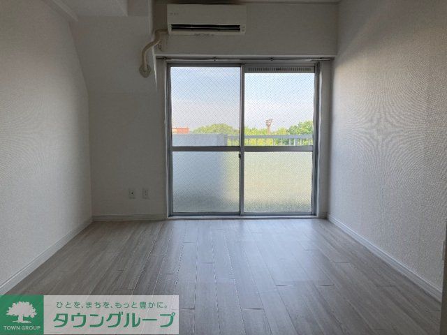 居室・リビング　バルコニ