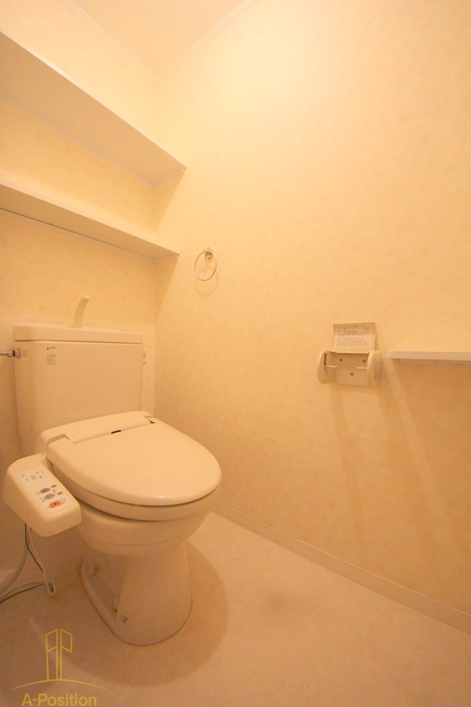 トイレ　シャルムヒルズ南森町