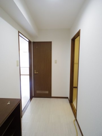 玄関　参考写真