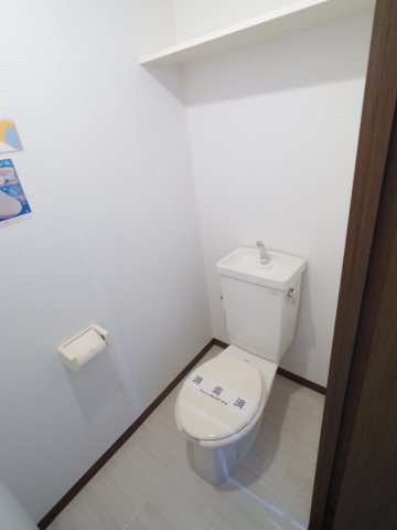 トイレ　参考写真