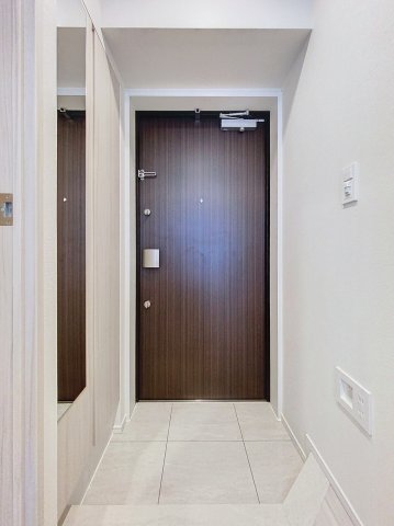 その他　姿見あります