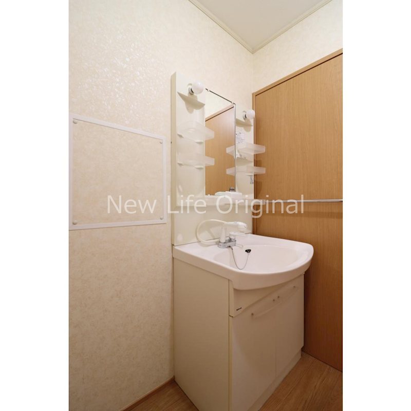 洗面設備　独立洗面台です。