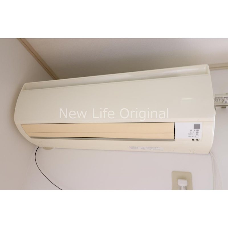 その他設備　リビングにはエアコンが設備であります。