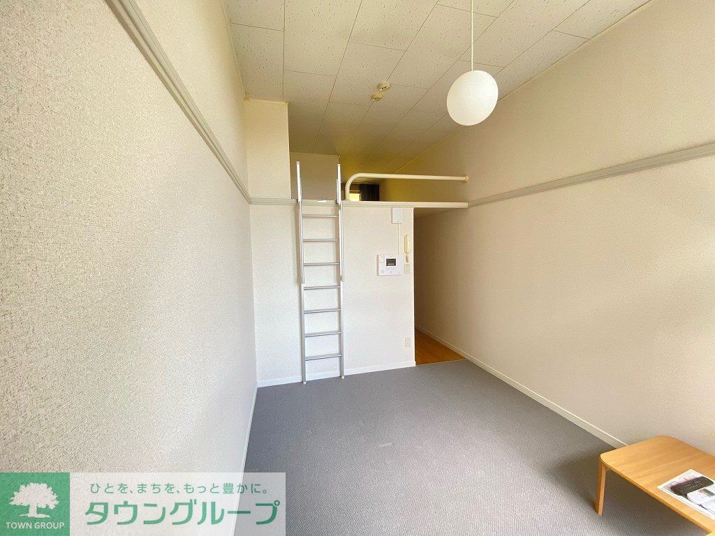 居室・リビング　設備の仕様が現物と異なる場合がございます。