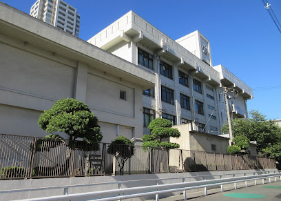 小学校　大阪市立五条小学校（小学校）まで452m