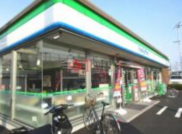 コンビニ　ファミリーマート 南千住五丁目店（コンビニ）まで378m