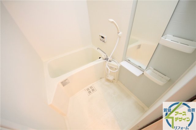 バス・シャワールーム　類似写真