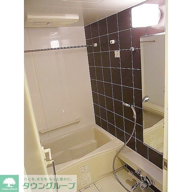 バス・シャワールーム　洗面