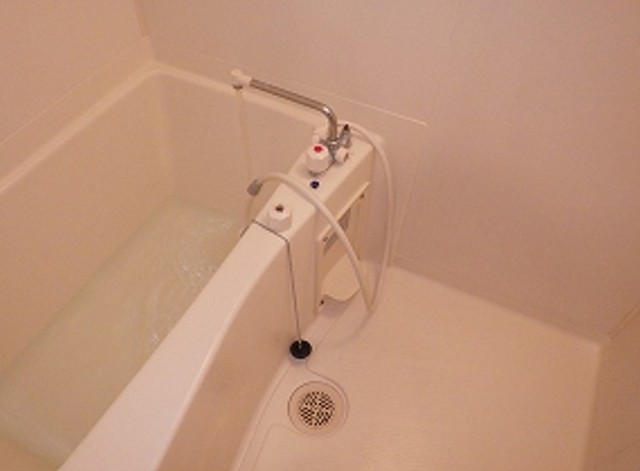 バス・シャワールーム　写真は別号室です。現況優先になります。