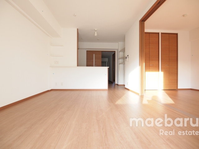 居室・リビング　繋げて広く使えます。※写真別部屋