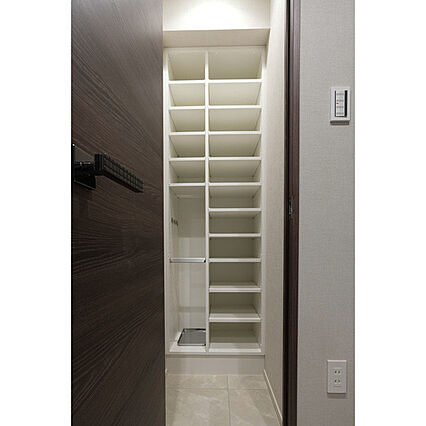 玄関　参考写真