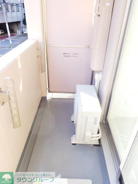 バルコニー　バルコニー